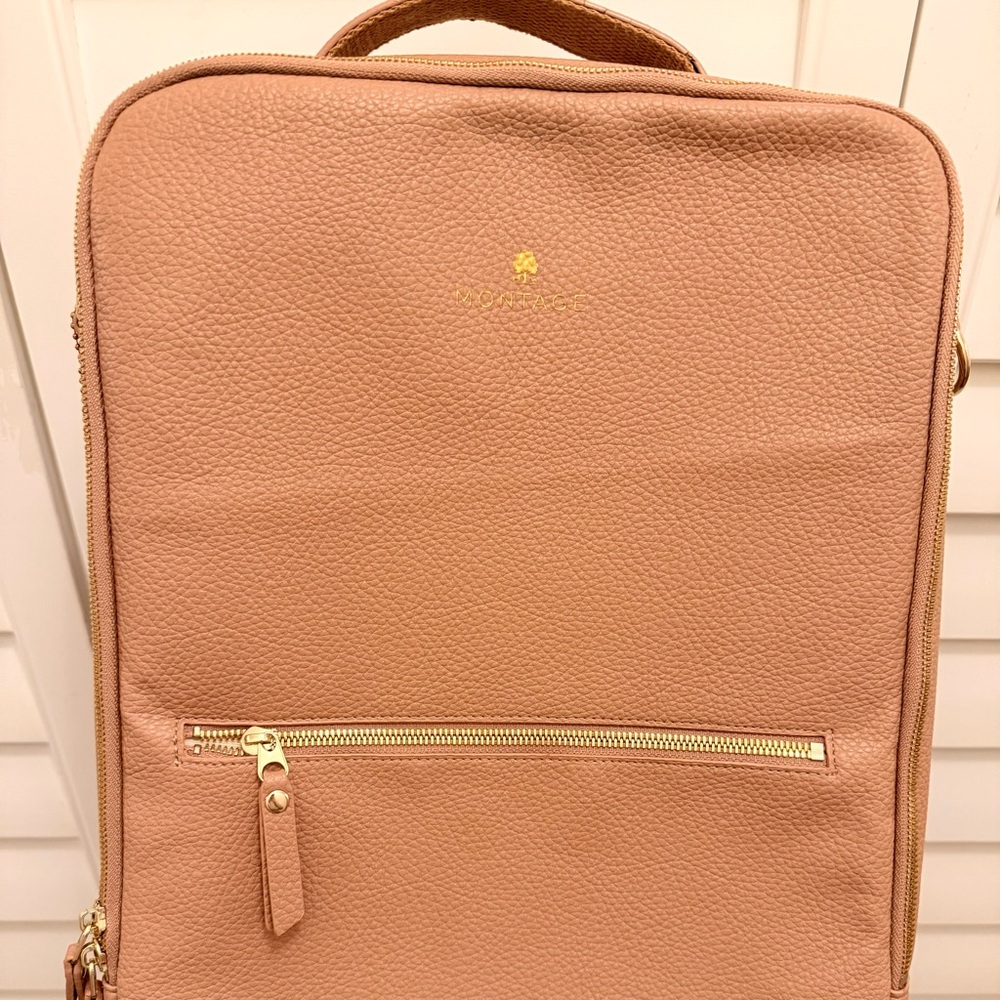 GUC Montage Montley Everyday Laptop Backpack Vegan Leather Beige Tan Bag